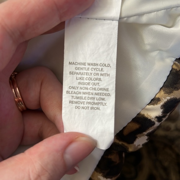 Leopard print sequin toddler zipped vest - Picture 6 of 9